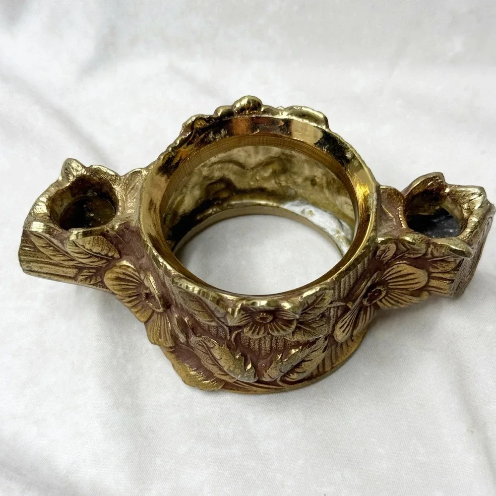 VINTAGE Cherub Shakers with Covered Salt Cellar on Floral Branch Stand PAT 07682 - Picture 12 of 16